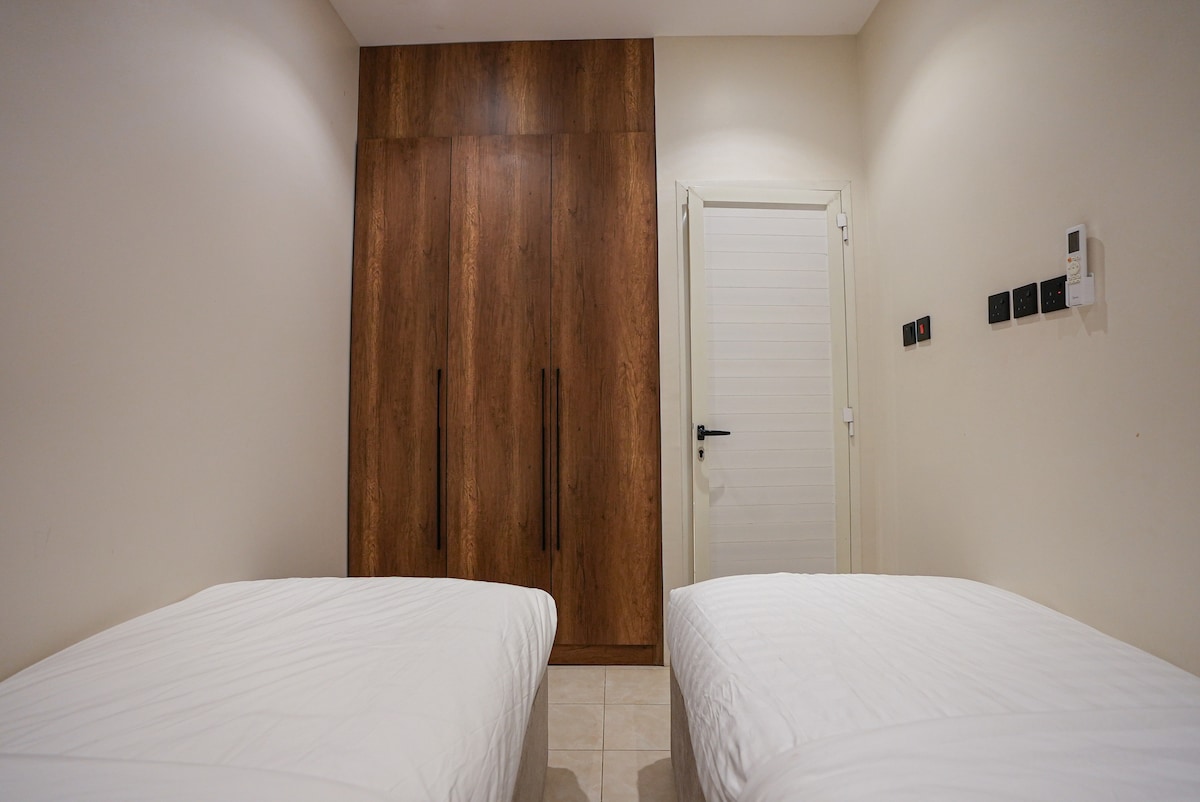 6bfcfcf1-7817-4c9e-aa00-5624798381f2