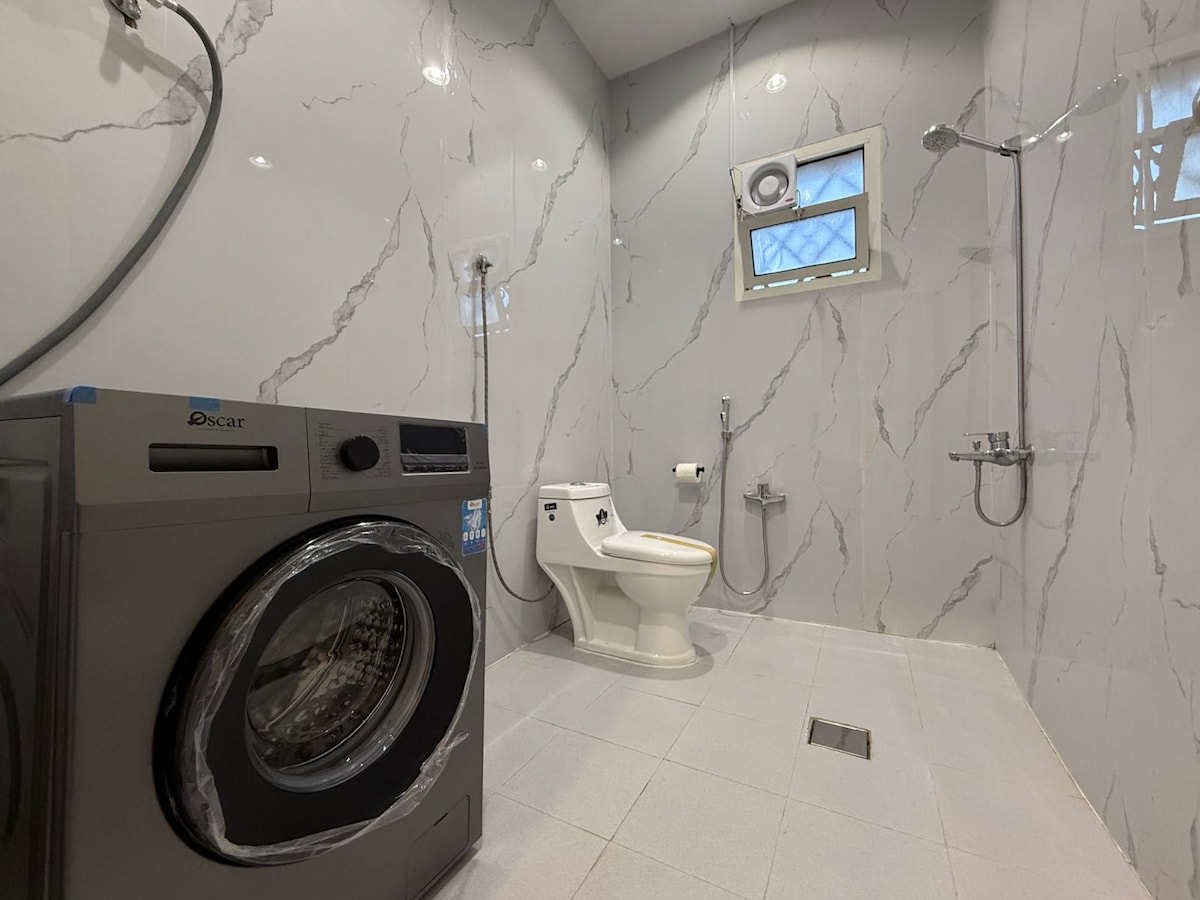 8b5baabe-6d3c-4de1-956f-6d282a03ed45