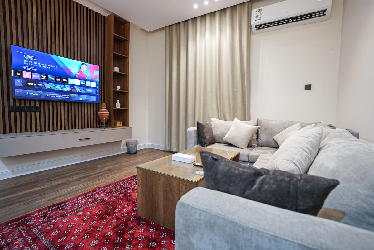 f2cc3d33-ee73-40ec-908c-dafb945c5a2f