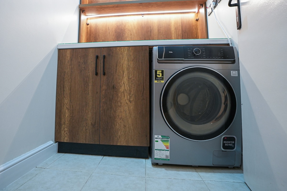 f4ec5171-df7c-40e7-bd5c-e883d872b654